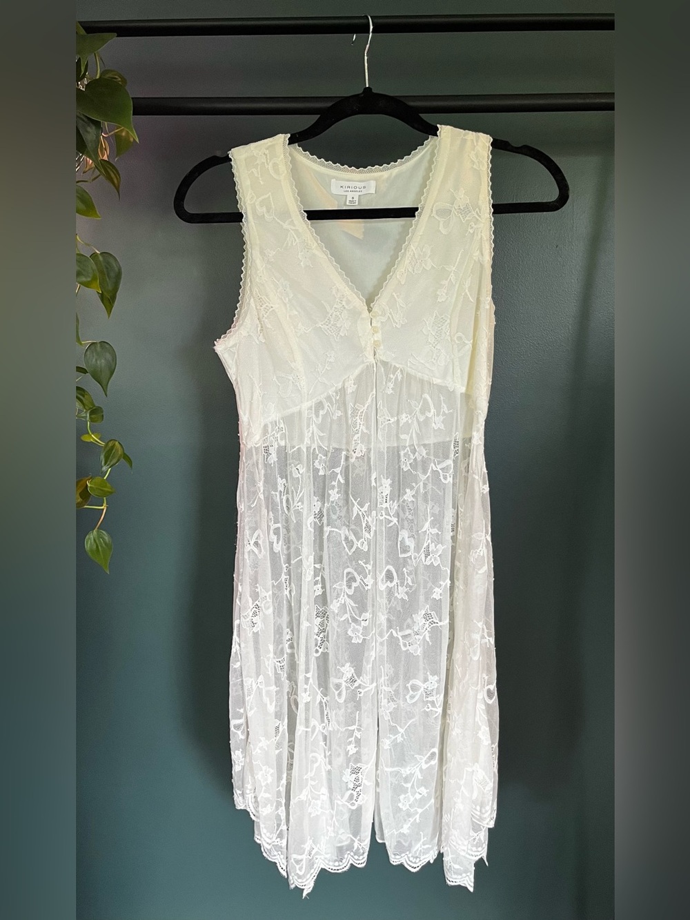 Lightweight Ivory Lace V-Neck Chemise by Unknown Brand